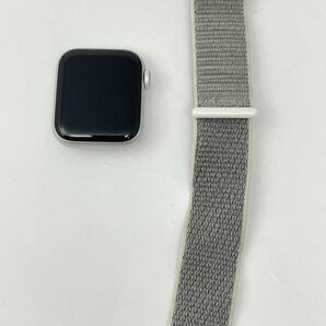 U501【動作確認済】 Apple Watch SeriesSE2 GPS 40mm シルバーアルミニウムケース スポーツループ バッテリー98％の画像1