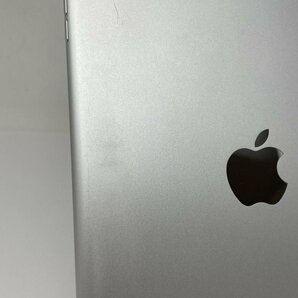 U224【動作確認済・制限○ 白ロム】 iPad Air 64GB softbank シルバーの画像3