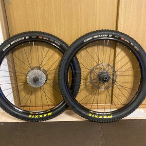 MAVIC X321 SHIMANO SAINT HONE 110×20 135×9 26インチ maxxis HIGH ROLLER Ⅱ 26×2.3 シマノ ホイール 検 CROSSMAX クロスマックス