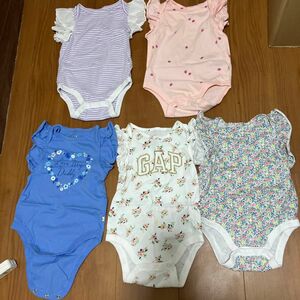 GAP 袖フリル　ボディスーツ　5枚　12-18months