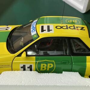 Autoart オートアート 1/18 NISSAN SKYLINE GT-R(R32) Group A 1993 (bp oil trampio #11)日産スカイラインGT-R R32 グループAの画像3