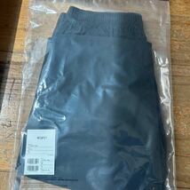 送料無料　24ss 黒Mサイズ　Wtaps SPST2001 / Trousers / Nylon. TuSSah. Pertex. Sign Black ダブルタップス　新品未使用品_画像2