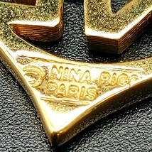 【美品】Nina Ricci ニナリッチ ネックレス ロゴ金具 大ぶり アクセサリー ゴールド色 金色 ペンダント ヴィンテージ ハート アンティーク_画像5