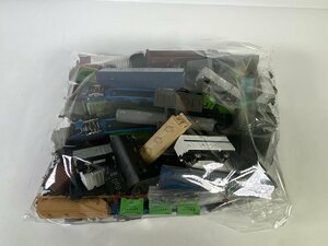 9-35* N gauge junk . car set sale parts taking . part removing tanker car container car car . car other railroad model (acc)