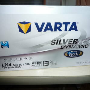 VARTA LN4 AGM バッテリー Silver Dynamic 80Ahの画像1