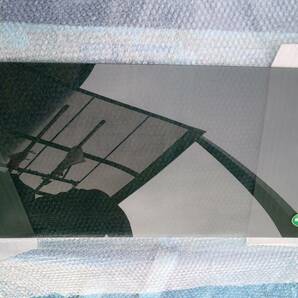 ダイハツ ハイゼットジャンボ（S500P/S510P）純正リアガラスの画像1