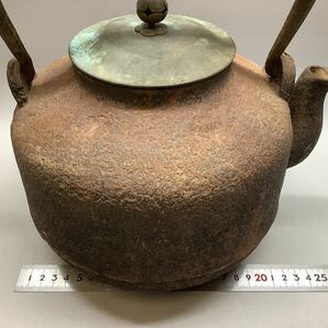 鉄瓶 煎茶道具 銅蓋 時代物 南部鉄器 鉄製やかんの画像9