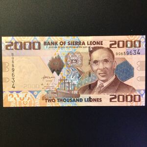 World Paper Money SIERRA LEONE 2000 Leones【2010】