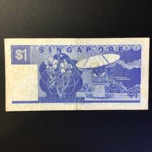 World Paper Money SINGAPORE 1 Dollar【1987】_画像2