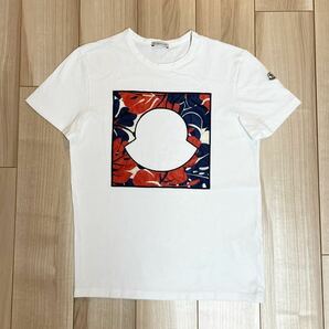 ［極美品］モンクレール　Tシャツ　ホワイト　ハイビスカス