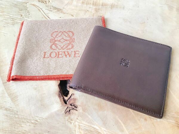 【LOEWE】ロエベ　二つ折り財布　札入れ　カード入れ　ブラウン