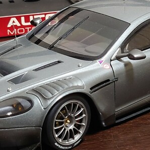 【美品希少】Aston Martin DBR9 [Plain Body Version] アストンマーチン 1/18 AUTOart [ル・マン24時間耐久 2005 プレーンボディガンメタ]の画像3