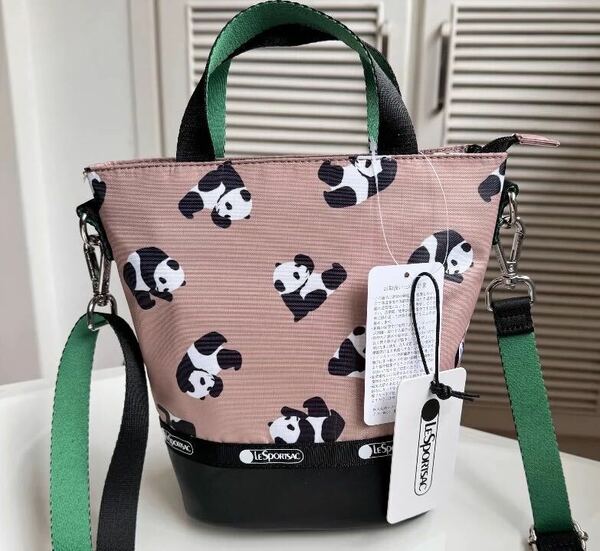 レスポートサック　panda ショルダーバッグレスポートサック