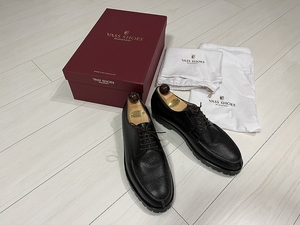 JOHN LOBB