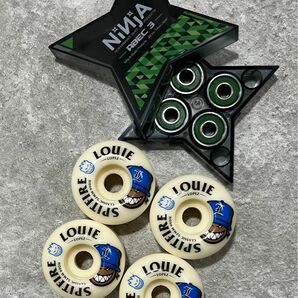 新品 スケートボード ウィール SPITFIRE スピットファイヤー CLASSIC 52mm べアリング　ニンジャ ABEC3