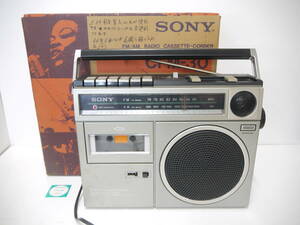 465 SONY CFM-30 ソニー FM/AMラジオカセットレコーダー ラジカセ 箱付 レトロ 