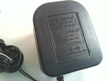 SANYO　サンヨー　ACアダプター　D9-S10A （9V　300mA）★ 動作品_画像2