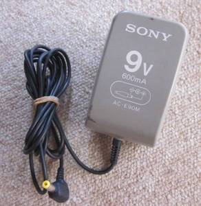 SONY 純正 ACアダプター AC-E90M DC9V 600mA★動作品