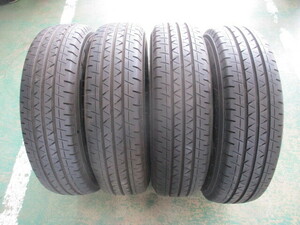 中古タイヤ ヨコハマ ブルーアースVAN RY55 195/80R15 107/105N 2021年製造 NV350 新車装着