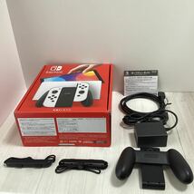 【中古】Nintendo Switch 有機ELモデル　ホワイト 初期化済み HEG-S-KAAAA _画像9