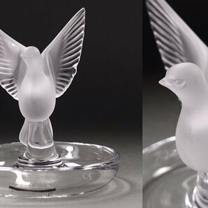 ∇花∇【ラリック/LALIQUE】 高級クリスタルガラス タリー(Thalie) 小鳥モチーフのピントレイ(リングトレイ・灰皿)の画像1