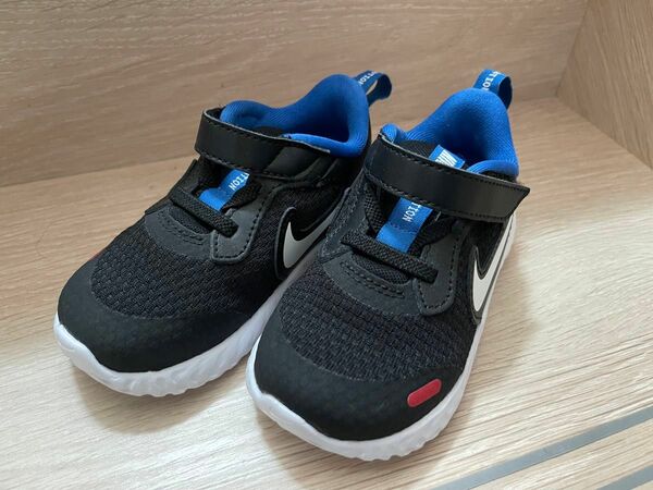 ナイキ NIKE 子供靴キッズ男　13センチ　キッズシューズ　新品