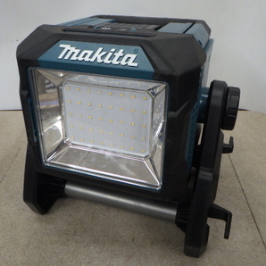 中古 マキタ makita 14.4V.18V.36V.40V充電式スタンドライト ML004G 本体のみ 新でんの画像1