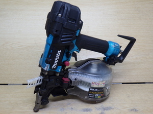 中古 マキタ makita 65mm高圧エア釘打機 AN636H エア漏れ有 現状 新でん