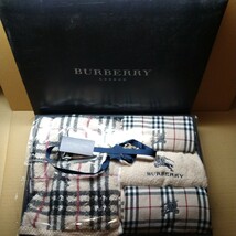 説明必読　バーバリー BURBERRY バスタオル フェイスタオル 4枚セット　西川産業 Burberry 箱入り　経年品_画像1