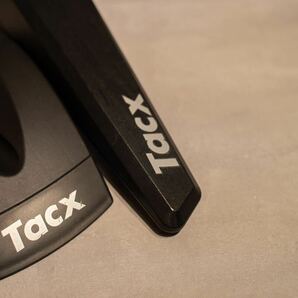 Tacx FLUX SMARTスマートトレーナー ローラー台の画像3