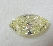 3.32ct、ファンシー　ライト　イェロー　ダイヤモンド_画像1