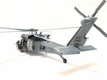 アカデミー　1/35 HH-60G ぺイブホーク仕様　改造模型完成品　プラモデル　アメリカ海軍機　ブラックホーク_画像3