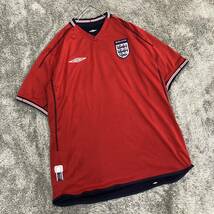 UMBRO アンブロ ゲームシャツ イングランド代表 England サイズL相当 Vネック 半袖Tシャツ レッド 赤 メンズ トップス 最落なし （S18）_画像1