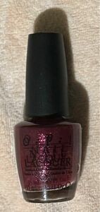 新品】OPI PEPES PURPLE PASSION HL C 06 ワインレッド　オーピーアイ ネイルラッカー ポリッシュ 