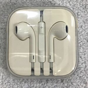 未使用品　Apple EarPods 3.5mmイヤホン端子