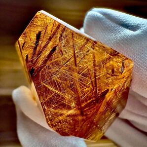 【ヒマラヤ水晶】ゴールドルチルクォーツ ルチル 金紅石 水晶 クォーツ クリスタル ポリッシュ 天然石 原石 鉱物 鉱物標本 石 の画像7