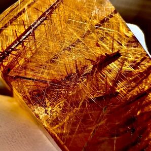 【ヒマラヤ水晶】ゴールドルチルクォーツ ルチル 金紅石 水晶 クォーツ クリスタル ポリッシュ 天然石 原石 鉱物 鉱物標本 石 の画像8