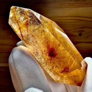 【ヒマラヤ水晶】ゴールドルチルクォーツ ルチル 金紅石 水晶 クォーツ クリスタル ポリッシュ 天然石 原石 鉱物 鉱物標本 石