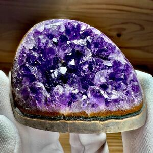 Аметист купольный кластер -фиолетовый кристалл радуга радуга радуга Уругвай натуральный камень оригинальный минерал минерал аналогичный образец