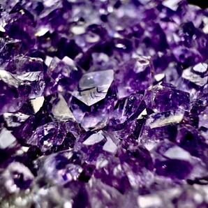 アメジスト ドーム クラスター 紫水晶 レインボー 虹 ウルグアイ産 天然石 原石 鉱物 鉱物標本 石の画像8