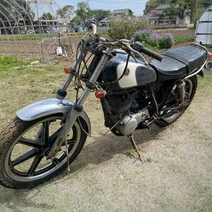 YAMAHA SR400 1JR 書無し 部品取り ジャンク レストア 2J2 500エンジン 純正キャストホイール 初期型シート ヤマハ タンク鍵無しの画像6