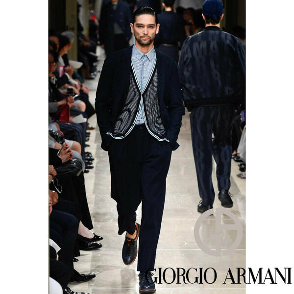 ジャストシーズン！！ランウェイモデル ジョルジオアルマーニ コレクション サマーカーディガン GIORGIO ARMANI ニット サイズ50 Lサイズ 