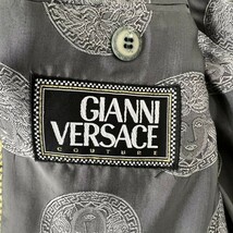 L241-H27-288 GIANNI VERSACE COUTURE ジャンニヴェルサーチ ジャケット ファッション 上着 メンズ 肩幅約51cm 丈約78cm_画像7