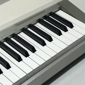 8/90☆CASIO privia PX-130 WE カシオ 電子ピアノ 88鍵盤 09年製 全長約32ｃｍ【写真追加あり】☆Mの画像8