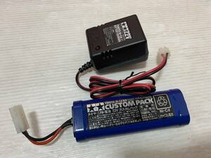 30/236☆TAMIYA　タミヤ　CUSTOM PACK　カスタムパック　7.2V　1300ｍAh　ニカドバッテリー専用充電器　ラジコン☆C1