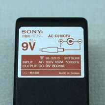 033a SONY ソニー 純正 ACアダプター AC-PJ100EX センターマイナス 9V 800mA 旧電取マーク有_画像3