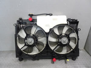 Voxy DBA-ZRR80W radiator radiator 3ZRFAE 16400-37280 previous term ZS Kirameki 84393km Noah Esquire 1kurudepa