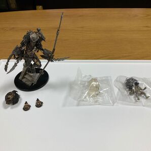 プレデターフィギュア3個セット 台座破損あり