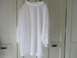 * City shop 22*SSsia- Bick pull over tops beautiful goods *