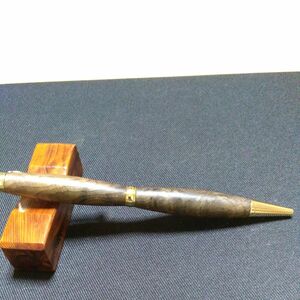 春のボールペン祭り　銘木神代楠　瘤杢　ハンドメイド木製ボールペン